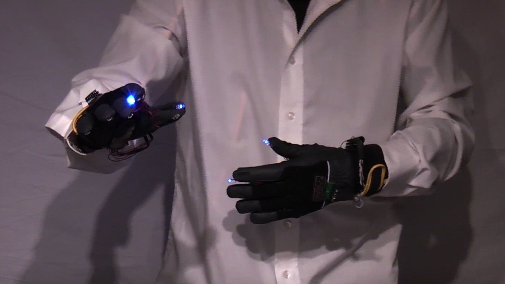 Elektroniska Handskar